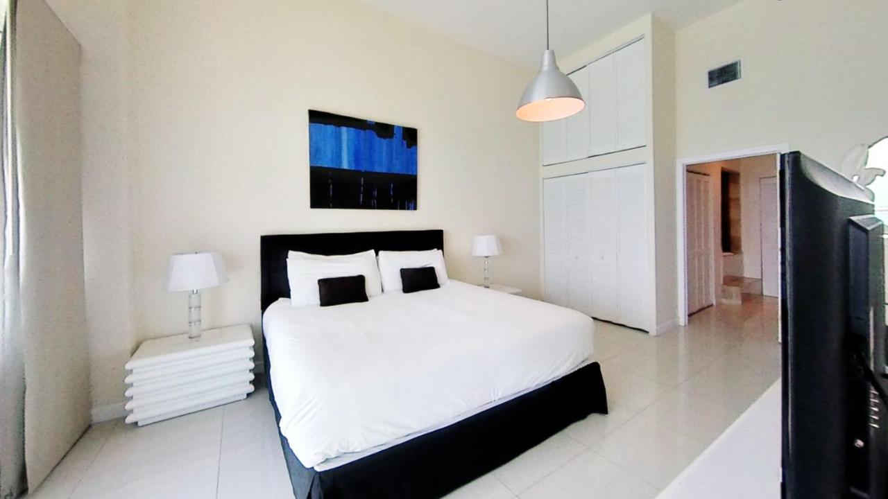 Castle Ph3 Villa Miami Beach Exterior photo